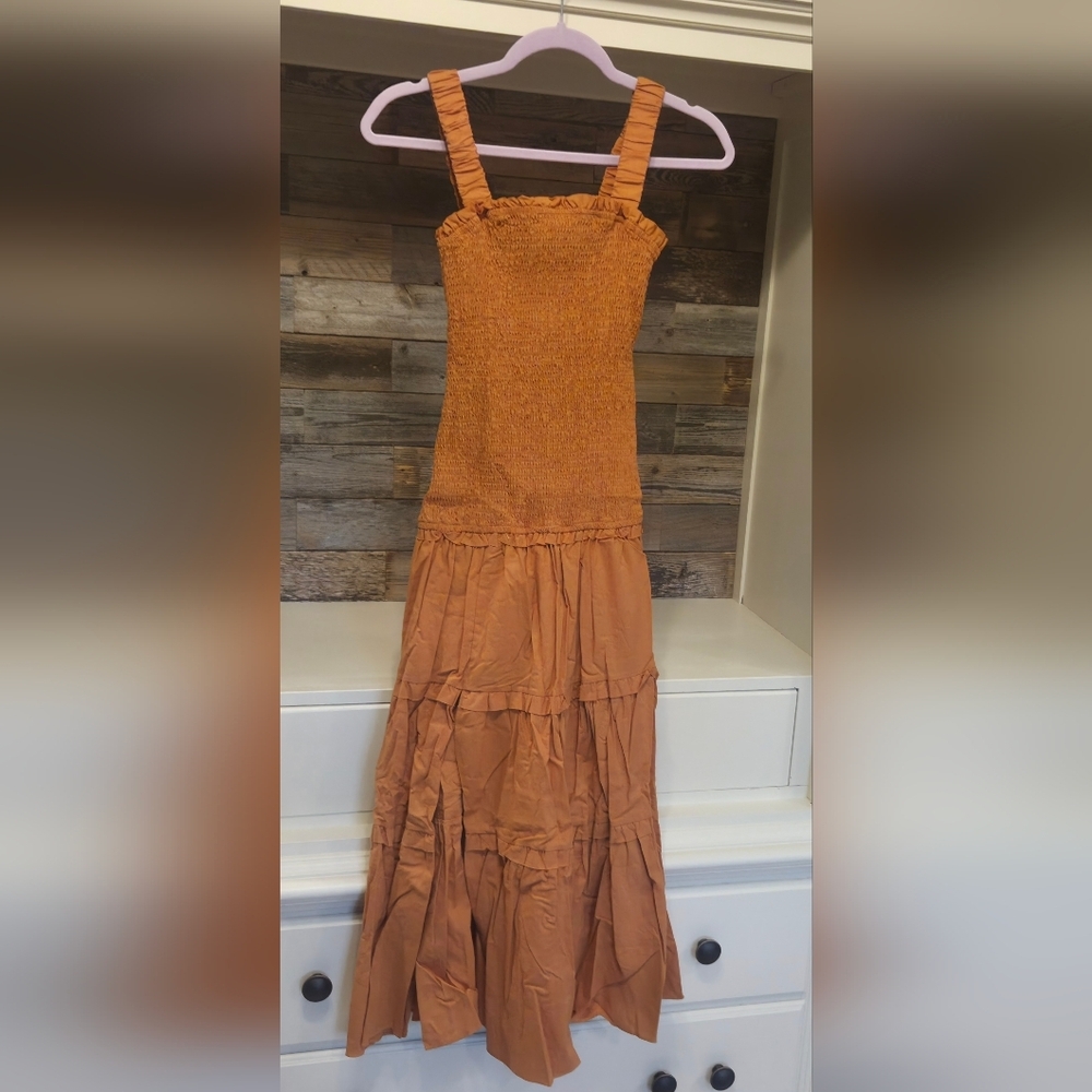 HYFVE Square Neck Midi Dress in Rich Tan Cinched Bodice W/Side Zipper& Side Slit - Picture 8 of 13